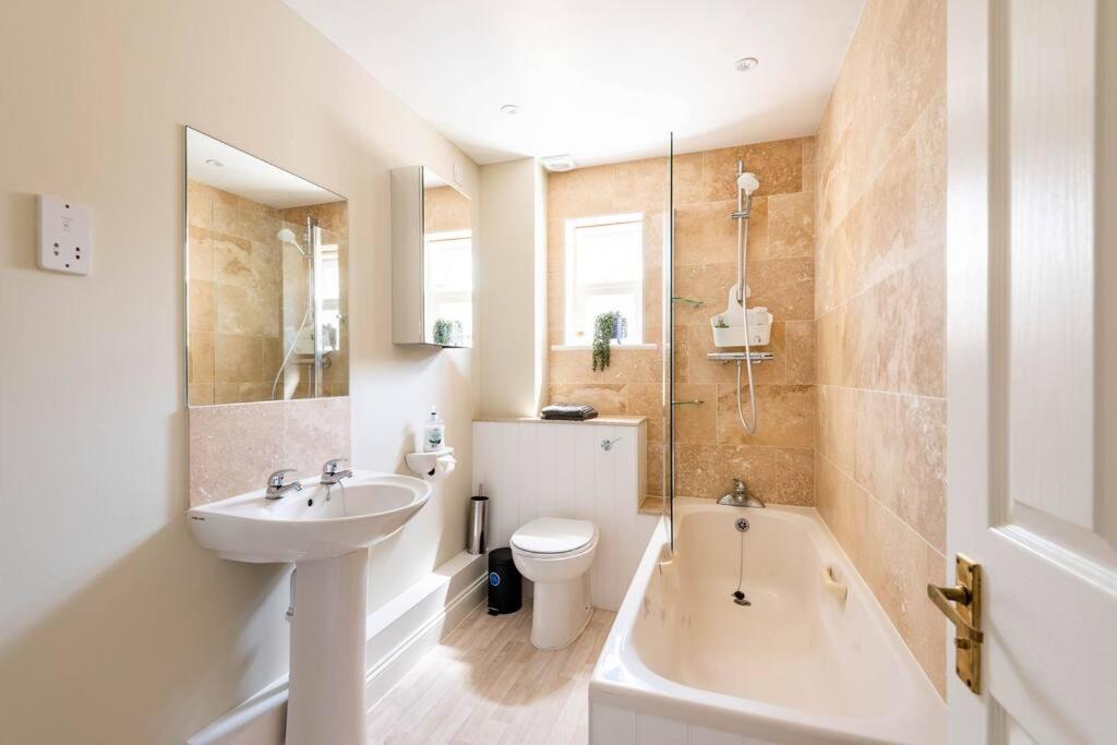 Central Village Cottage, The Corders Moreton-in-Marsh Luaran gambar